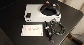 Good
													Xbox Series S (2020) - White, 512 GB, photo 1 of 6