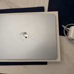 Good MacBook Air 2025 (M4) - 13 inch - Apple M4, Sky Blue, 512 GB, 32 GB