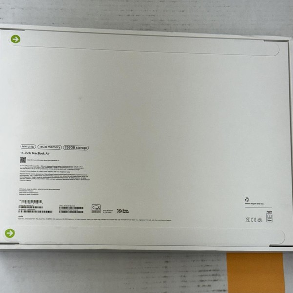 MacBook Air 2025 (M4) - 15 inch - 256 GB, Midnight, 16 GB, Apple M4