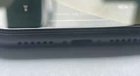 Mint
													Apple iPhone 11 - Metro by T-Mobile, Black, 64 GB, A2111, photo 3 of 7
