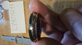 Good
													Google Pixel Watch - Verizon, Gold, LTE, photo 4 of 6