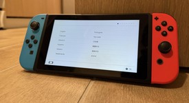 Good
													Nintendo Switch - Red & Blue, 32 GB, photo 3 of 3