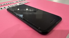 Good
													Apple iPhone SE 2nd Gen 2020 - Unlocked, Black, 64 GB, A2275, photo 5 of 13