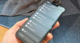 Mint
													Apple iPhone 16e - Unlocked, Black, 128 GB, A3212, photo 3 of 10