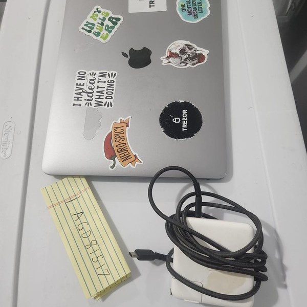 MacBook Air 2020 - 13 inch - 128 GB, Silver, 8 GB, Apple M1