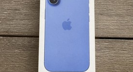 New
													Apple iPhone 16 - Unlocked, Ultramarine, 256 GB, A3081, photo 4 of 4
