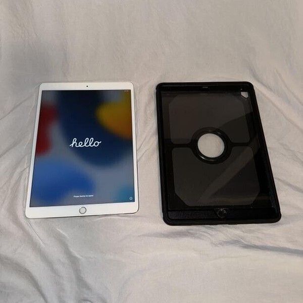 Apple iPad Pro 11 inch 2018 - Wi-Fi, 256 GB, Silver, A1980