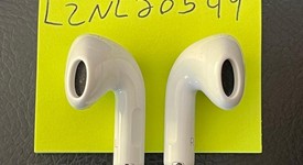 Used
													Apple AirPods 4th Gen - Standard, photo 4 of 5