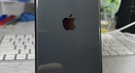 Fair
													Apple iPhone SE 2nd Gen 2020 - Unlocked, Black, 64 GB, A2275, photo 4 of 10