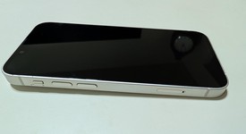 Good
													Apple iPhone 13 Mini - Unlocked, Starlight, 128 GB, A2481, photo 4 of 5
