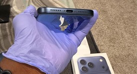 Mint
													Apple iPhone 17 Pro Max - Unlocked, Deep Blue, 512 GB, A3257, photo 5 of 11