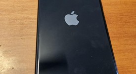 Good
													Apple iPhone SE 3rd Gen 2022 - Unlocked, Midnight, 64 GB, A2595, photo 3 of 6