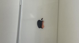 Mint
													Apple iPhone 11 - Boost, White, 64 GB, A2111, photo 4 of 6