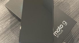 Mint
													Moto G Stylus (2020) - Metro by T-Mobile, Navy Blue, 128 GB, 4 GB, photo 3 of 7