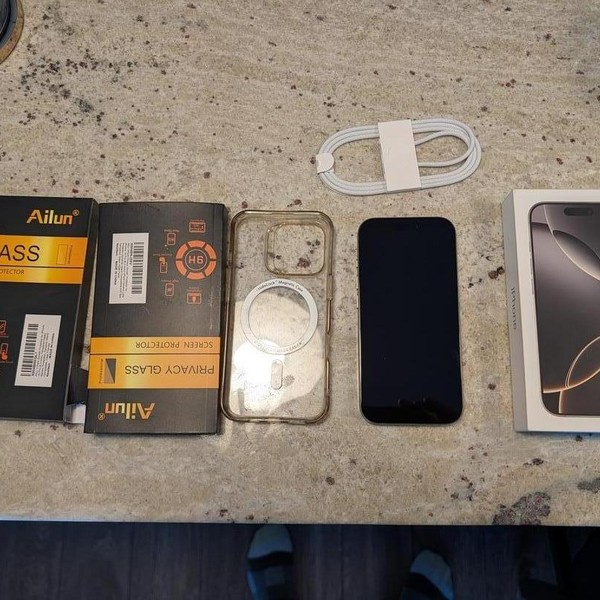 Apple iPhone 16 Pro - Unlocked, 256 GB, Natural, A3083