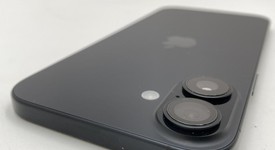 Mint
													Apple iPhone 16 Plus - Unlocked, Black, 128 GB, A3082, photo 4 of 5