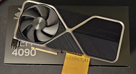 Used
													Nvidia GeForce RTX 4090 Founders Edition - 900-1G136-2530-000, photo 5 of 9