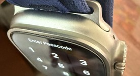Good
													Apple Watch Ultra 2 49mm - Unlocked, Natural, A2986, photo 5 of 7