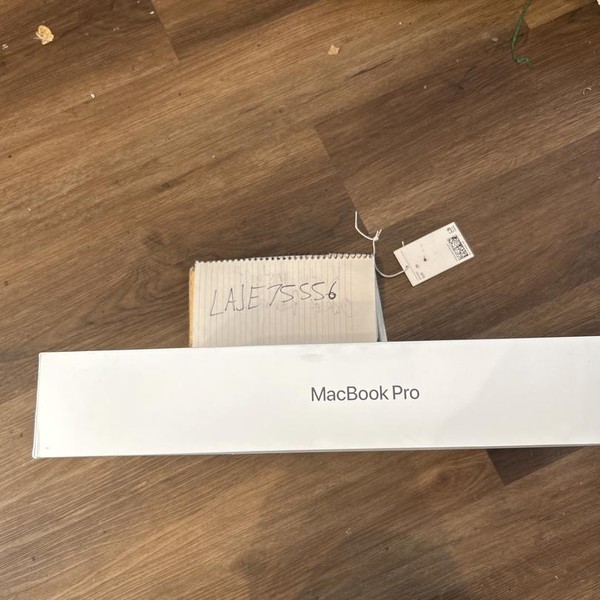 MacBook Pro 2026 - 16 inch (M5) - 1 TB, Space Black, 24 GB, Apple M5 Pro 18-core (20-core GPU), Standard Display