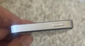 Fair
													Apple iPhone SE 1st Gen 2016 - Unlocked, Grey, 16 GB, A1662, photo 3 of 6