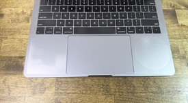 Fair
													MacBook Pro 2018 (With Touch Bar) - 13" - I7, Gray, 512 GB, 16 GB, photo 2 of 8