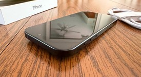 Mint
													Apple iPhone 16 Pro - Unlocked, Black, 256 GB, A3083, photo 5 of 8