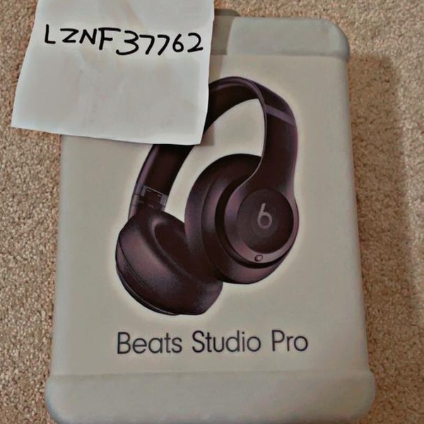 Beats Studio Pro - Black