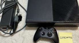 Good
													Xbox One (2013) - Black, 1 TB, photo 1 of 5