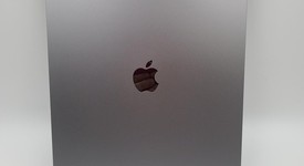 Good
													Apple iPad Pro 12.9" 6th Gen 2022 - Unlocked, Gray, 256 GB, photo 2 of 8