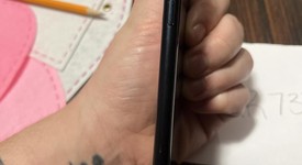 Good
													Apple iPhone SE 3rd Gen 2022 - Unlocked, Midnight, 64 GB, A2595, photo 4 of 7