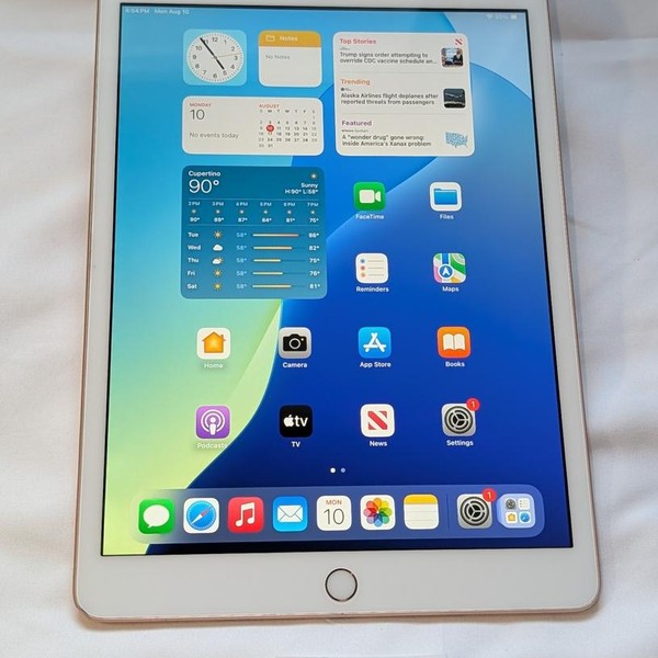 Apple iPad (7th Gen) - Wi-Fi, 32 GB, Gold, A2197