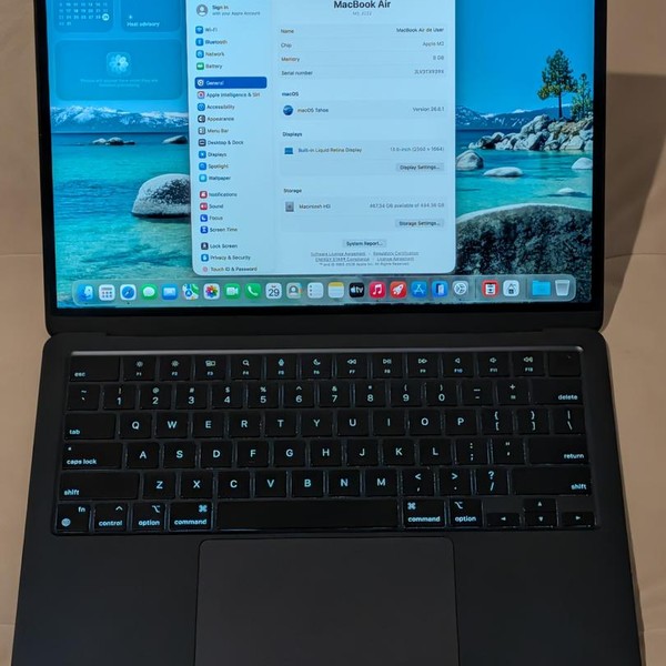 MacBook Air 2022 (M2) - 13 inch - 512 GB, Midnight, 8 GB, Apple M2