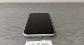 Good
													Apple iPhone Xr - Unlocked, White, 64 GB, A1984, photo 1 of 8