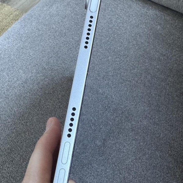 Apple iPad Mini 7th Gen - Wi-Fi, 128 GB, Starlight, A2993