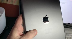 Good
													Apple iPad 8th Gen - Unlocked, Gray, 128 GB, A2428, photo 4 of 6