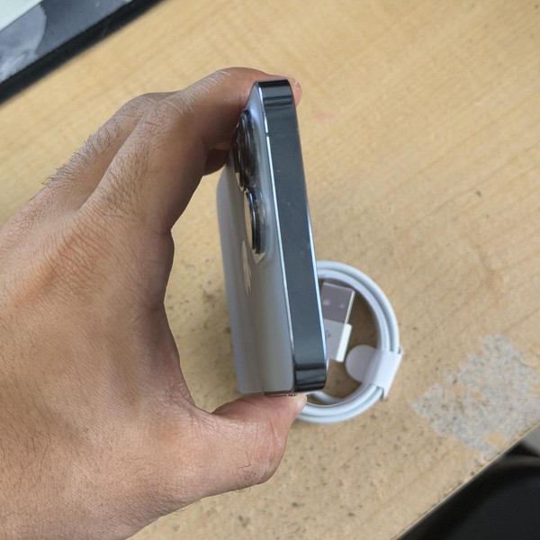 Apple iPhone 13 Pro - Unlocked, 256 GB, Sierra Blue, A2483