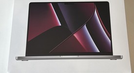 New
													MacBook Pro 2023 - 14" - Apple M2 Pro 12-core, Gray, 1 TB, 32 GB, photo 2 of 5