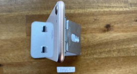 Good
													Apple iPhone 8 - Unlocked, Gold, 64 GB, A1863, photo 4 of 8