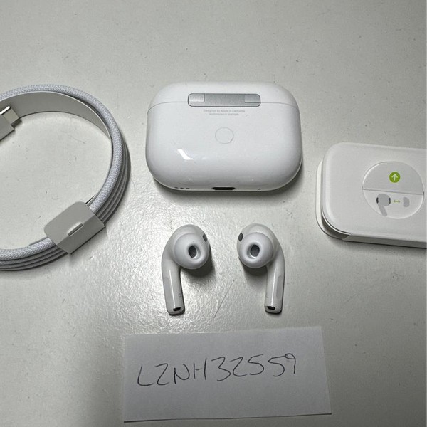 Apple AirPods Pro 2 - USB-C