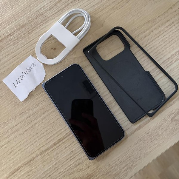 Google Pixel 10 Pro Fold - Unlocked, 256 GB, Moonstone, GU0NP