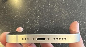 Mint
													Apple iPhone 13 - Unlocked, Starlight, 128 GB, A2482, photo 3 of 7