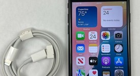 Mint
													Apple iPhone SE 3rd Gen 2022 - Unlocked, Midnight, 64 GB, A2595, photo 2 of 10