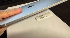 Mint
													Apple iPad 10th Gen - Unlocked, Silver, 64 GB, A2757, photo 3 of 6