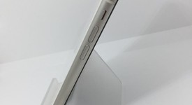 Mint
													Apple iPhone 11 - Unlocked, White, 64 GB, A2111, photo 4 of 7