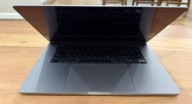 Good
													MacBook Pro 2019 - 16" - I7, Gray, 1 TB, 32 GB, photo 4 of 11