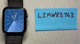 Fair
													Apple Watch Series 4 44mm - Unlocked, Gray, A1976 - Cellular, Aluminum, photo 4 of 6