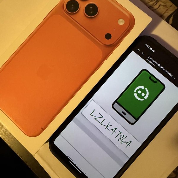 Apple iPhone 17 Pro Max - Unlocked, 256 GB, Cosmic Orange, A3257