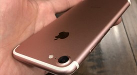 Good
													Apple iPhone 7 - Unlocked, Rose Gold, 32 GB, A1778, GSM, photo 4 of 7