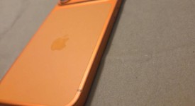 Mint
													Apple iPhone 17 Pro Max - Unlocked, Cosmic Orange, 256 GB, A3257, photo 3 of 6