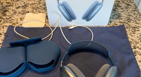 Used
													Apple AirPods Max - Sky Blue, photo 3 of 4
